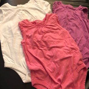 💕 Group of baby girl onesies 💕